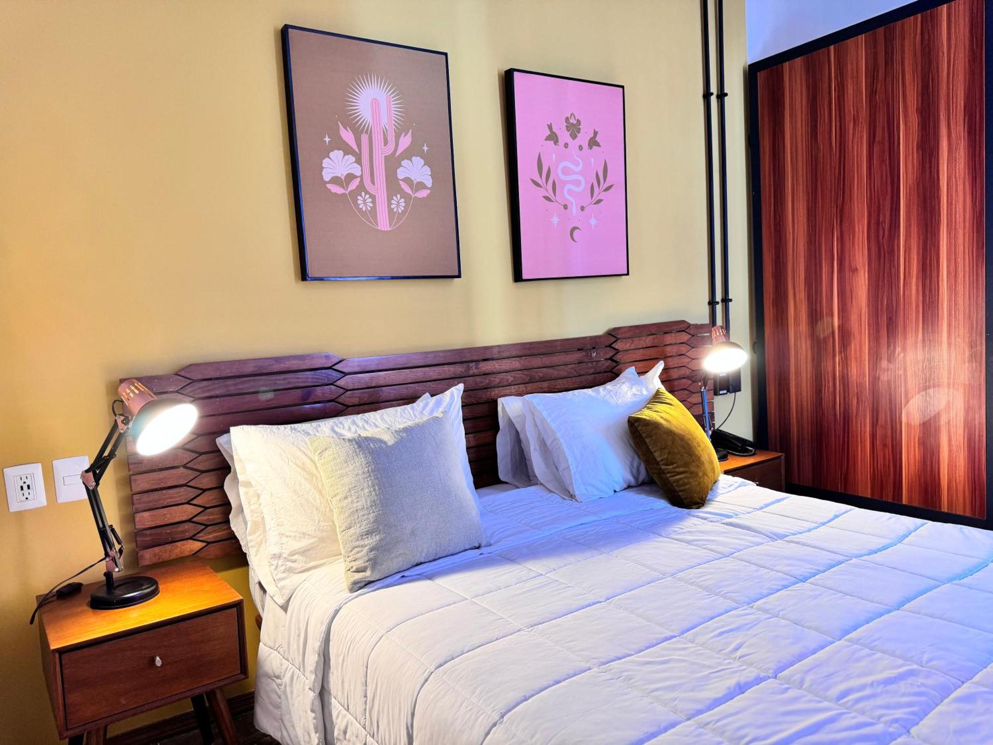 Hotel Ola Chapultepec グアダラハラ エクステリア 写真