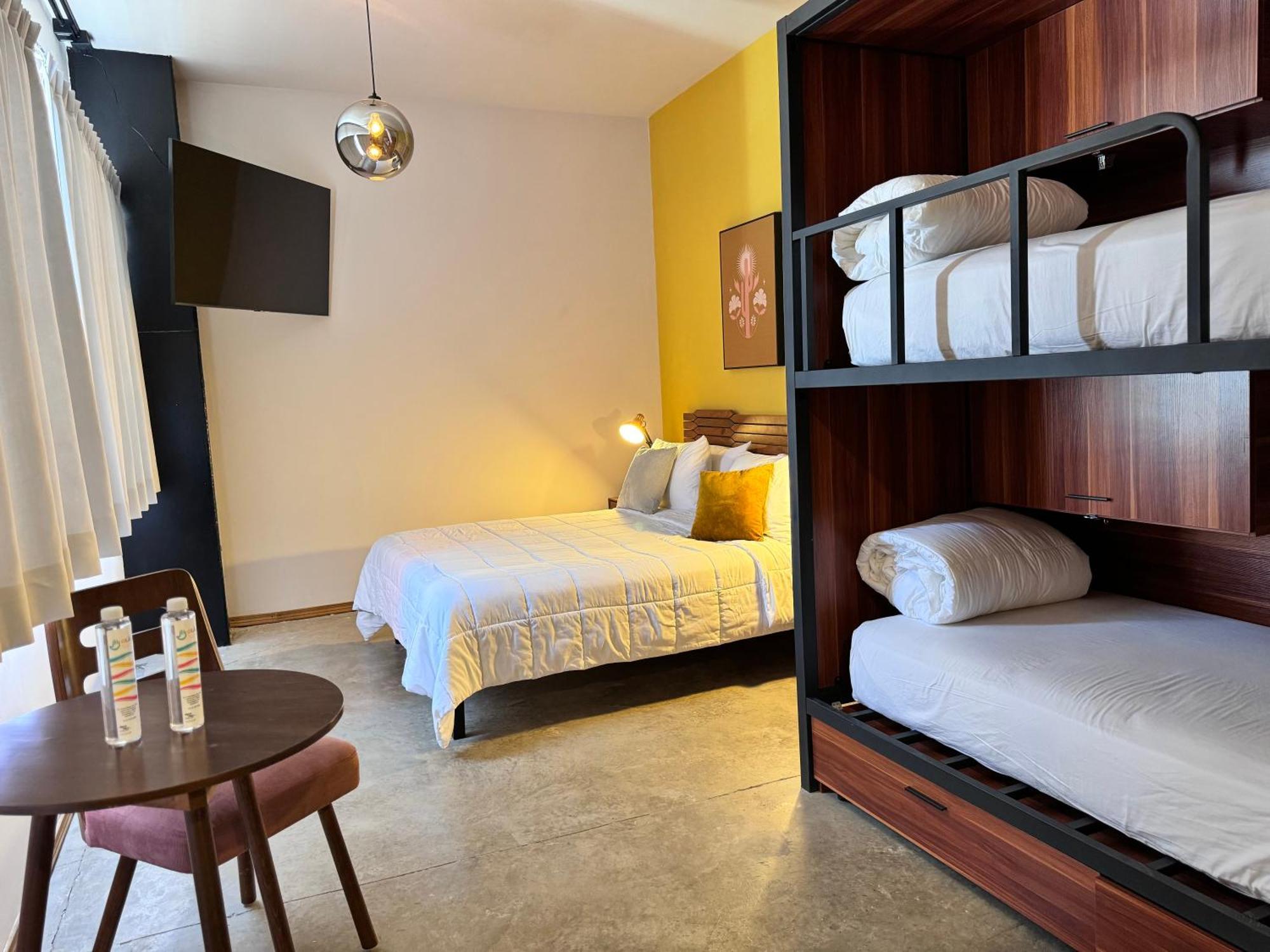 Hotel Ola Chapultepec グアダラハラ エクステリア 写真