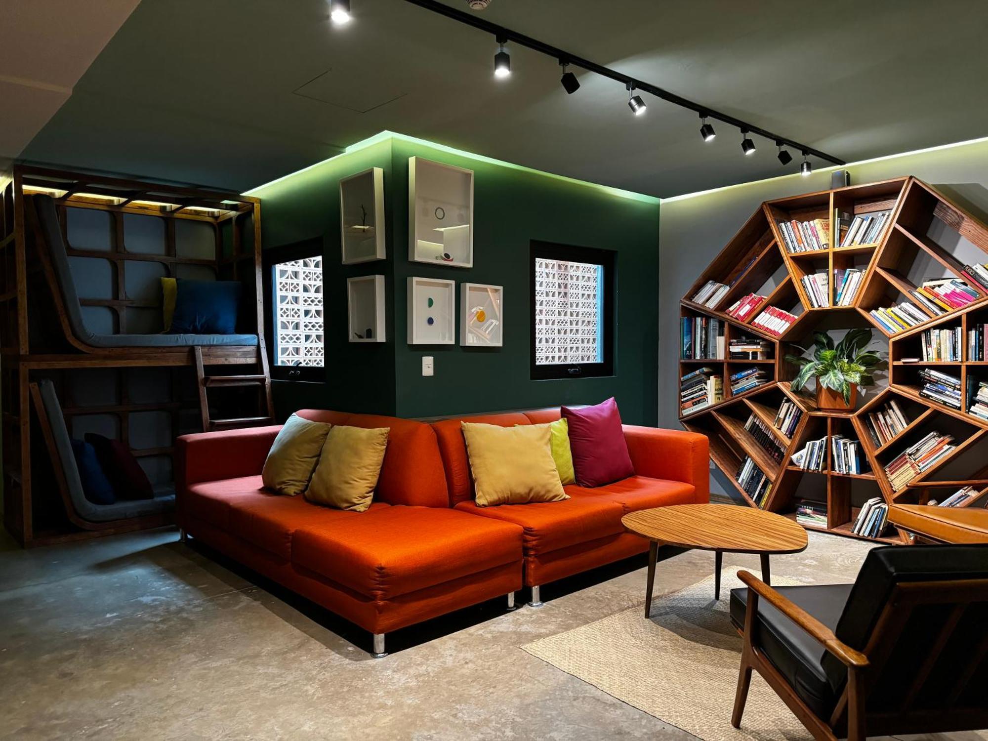 Hotel Ola Chapultepec グアダラハラ エクステリア 写真