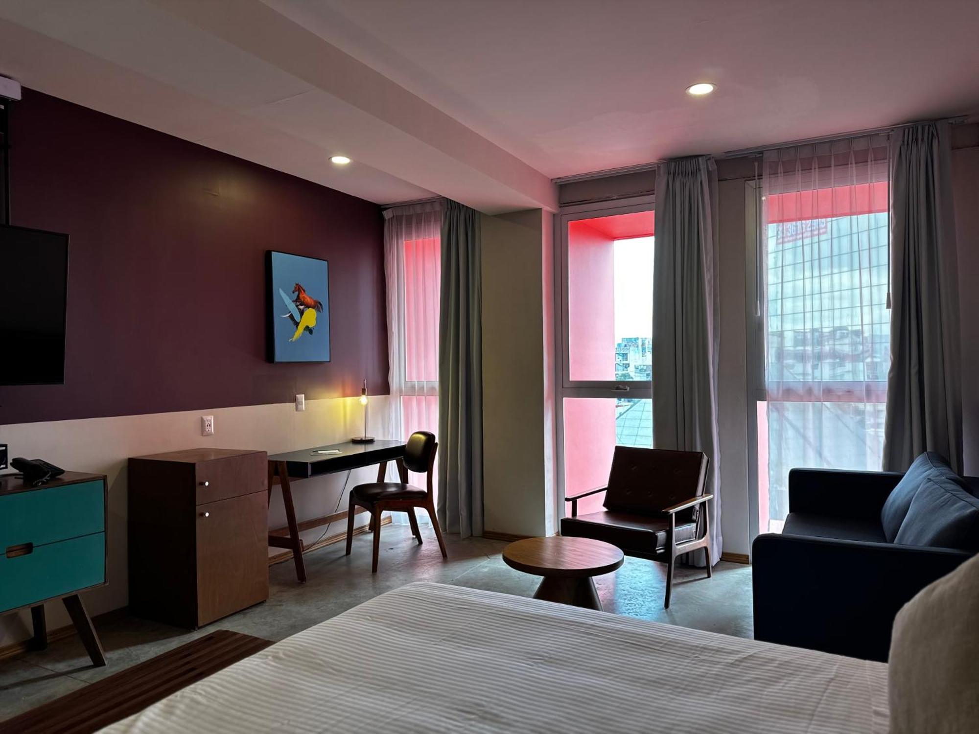 Hotel Ola Chapultepec グアダラハラ エクステリア 写真